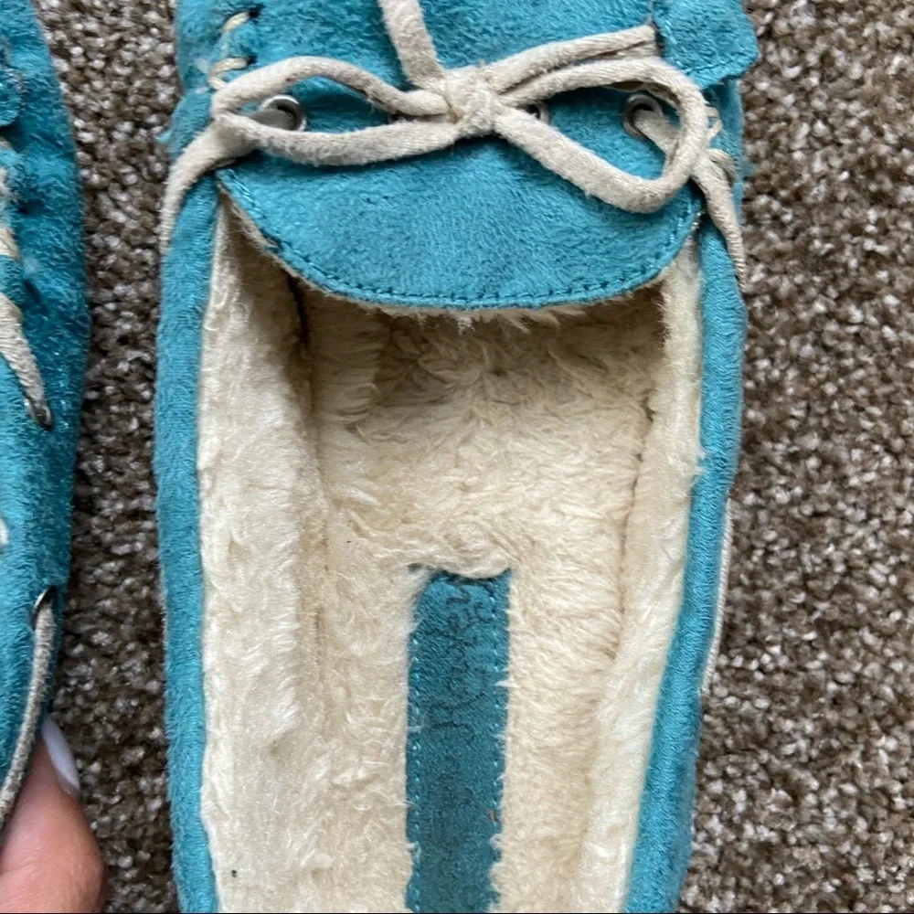 Girls moccasins